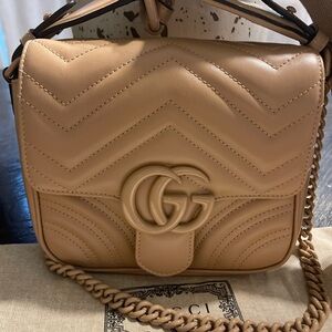 Authentic Gucci Leather crossbody/shoulder nude bag